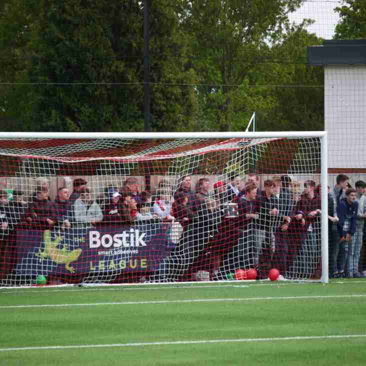 Robins sign a Herbert- and a Ranger
