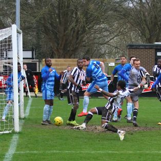 Hanwell Town 6 Waltham Abbey 1