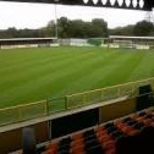 ROMFORD 4 (2) - (1) 2 Maldon and Tiptree Attendance 105 - Ship Lane